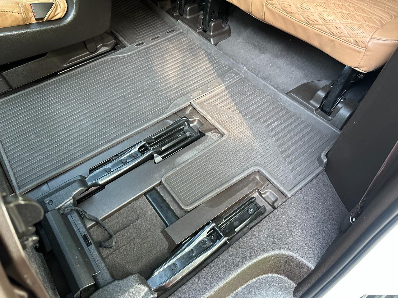 Cadillac Escalade ESV 2WD 4dr Sport 2021