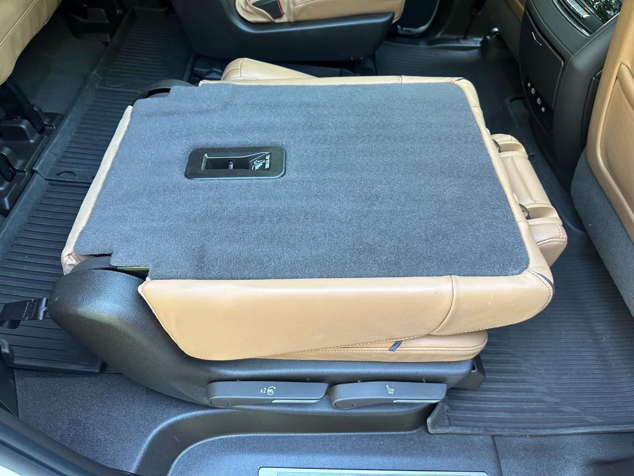 Cadillac Escalade ESV 2WD 4dr Sport 2021