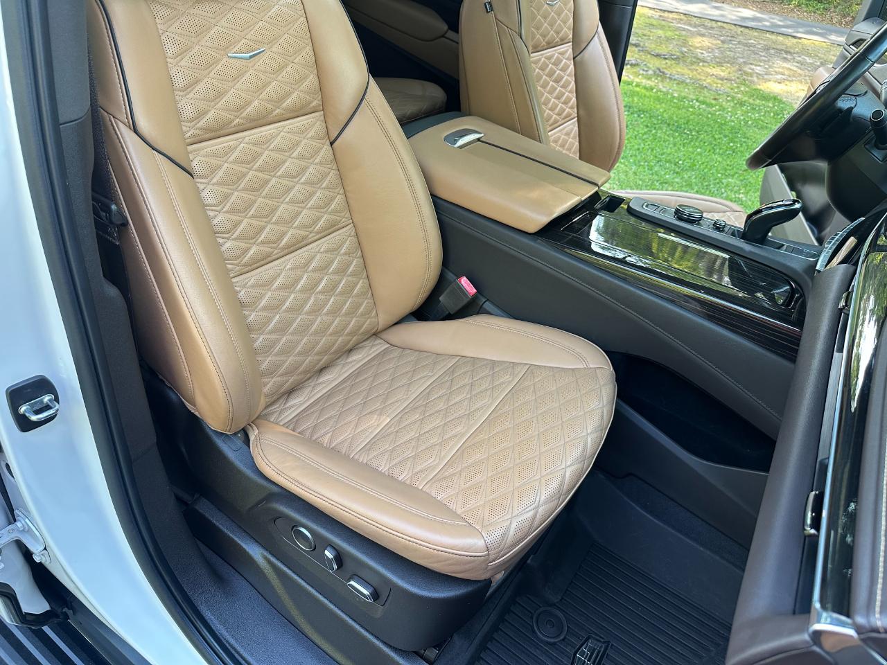 Cadillac Escalade ESV 2WD 4dr Sport 2021