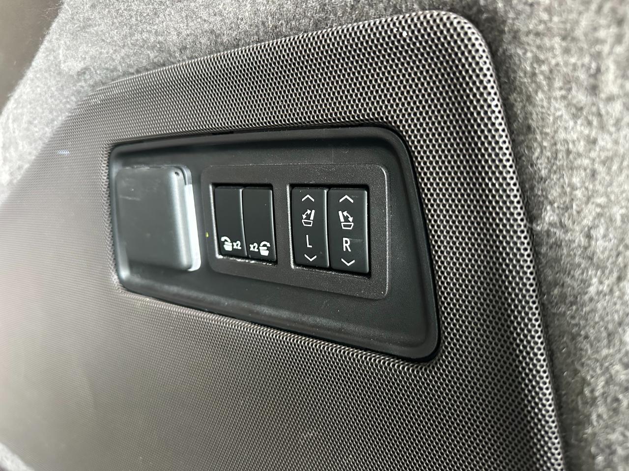 Cadillac Escalade ESV 2WD 4dr Sport 2021