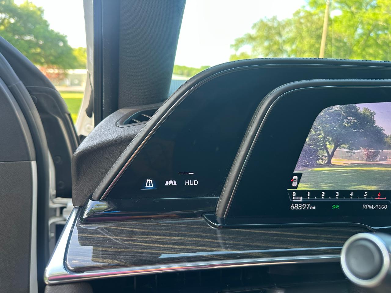 Cadillac Escalade ESV 2WD 4dr Sport 2021