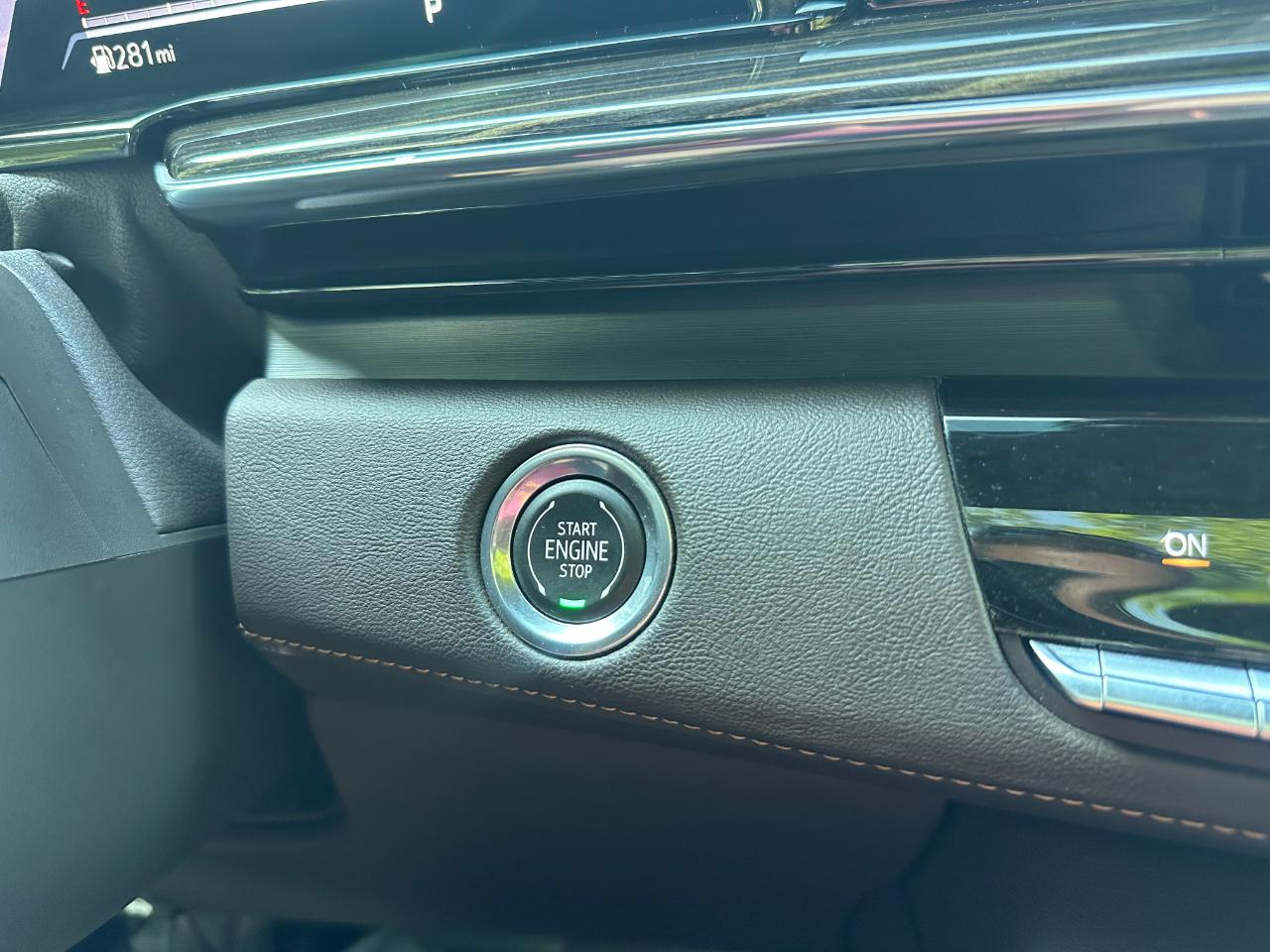 Cadillac Escalade ESV 2WD 4dr Sport 2021