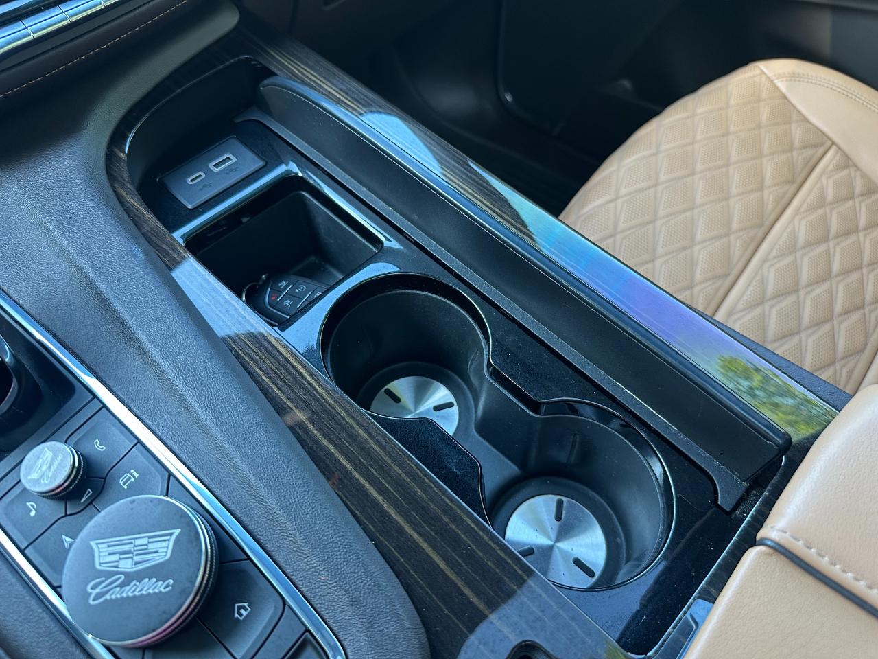 Cadillac Escalade ESV 2WD 4dr Sport 2021