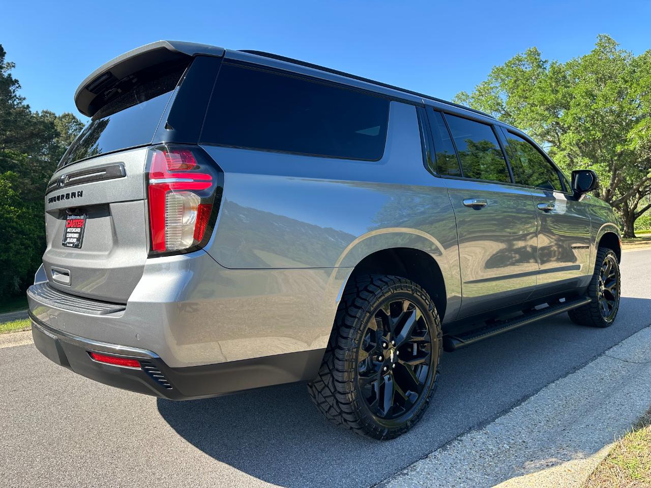 Chevrolet Suburban 4WD 4dr Z71 2022