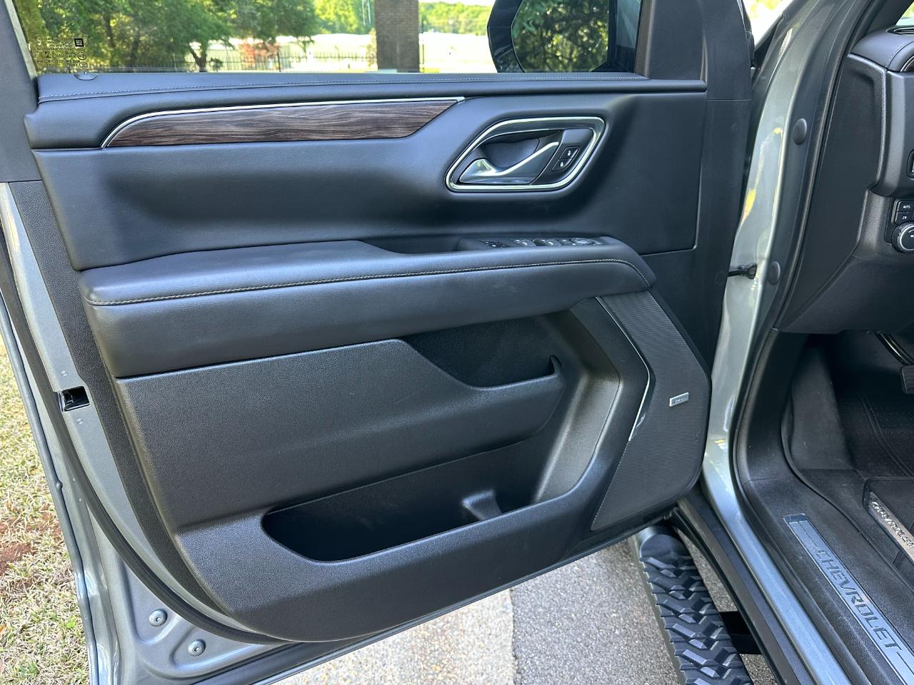 Chevrolet Suburban 4WD 4dr Z71 2022