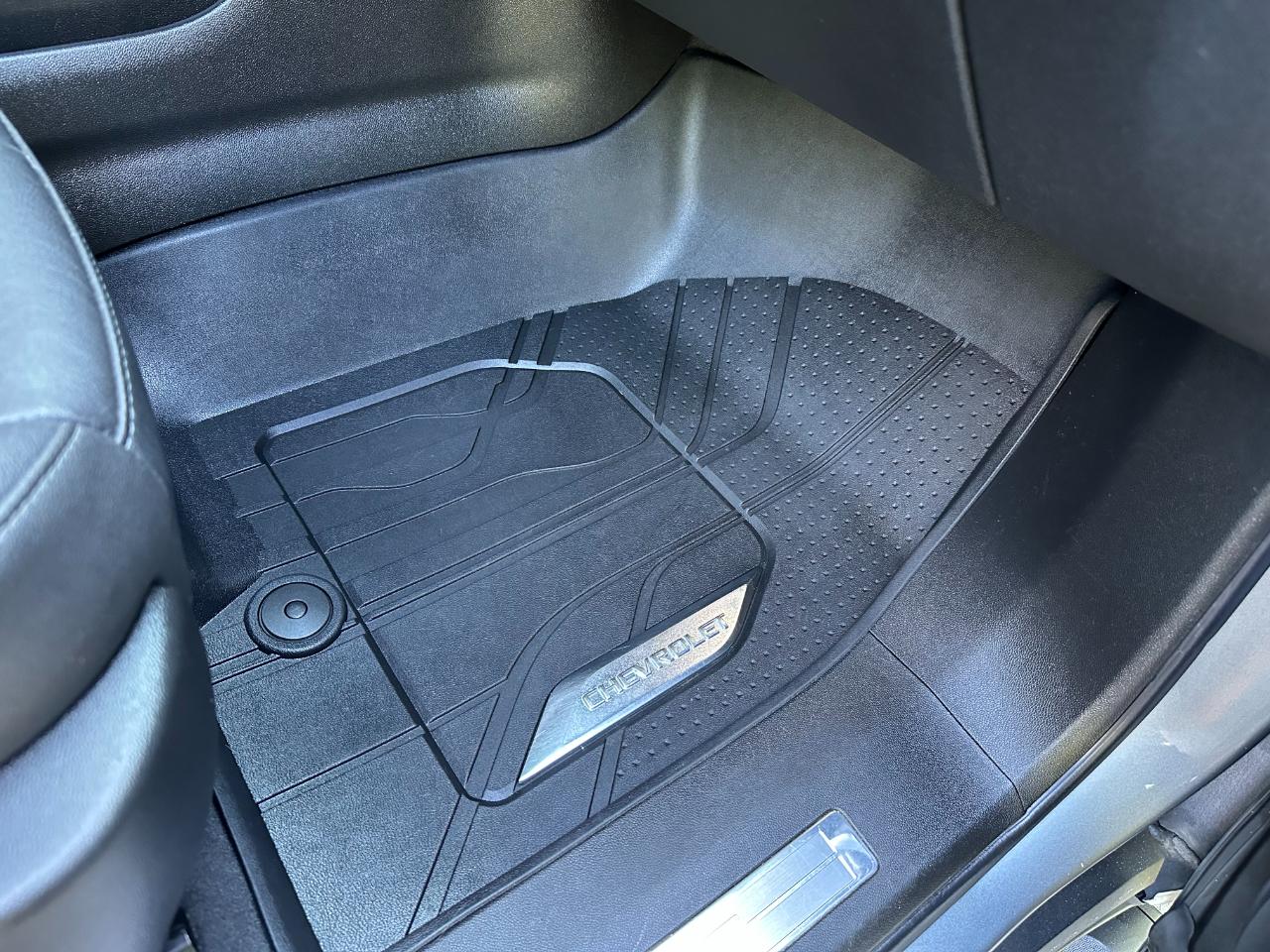 Chevrolet Suburban 4WD 4dr Z71 2022