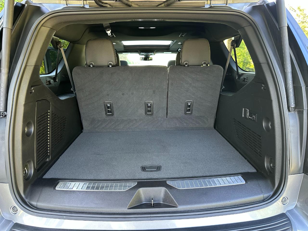 Chevrolet Suburban 4WD 4dr Z71 2022