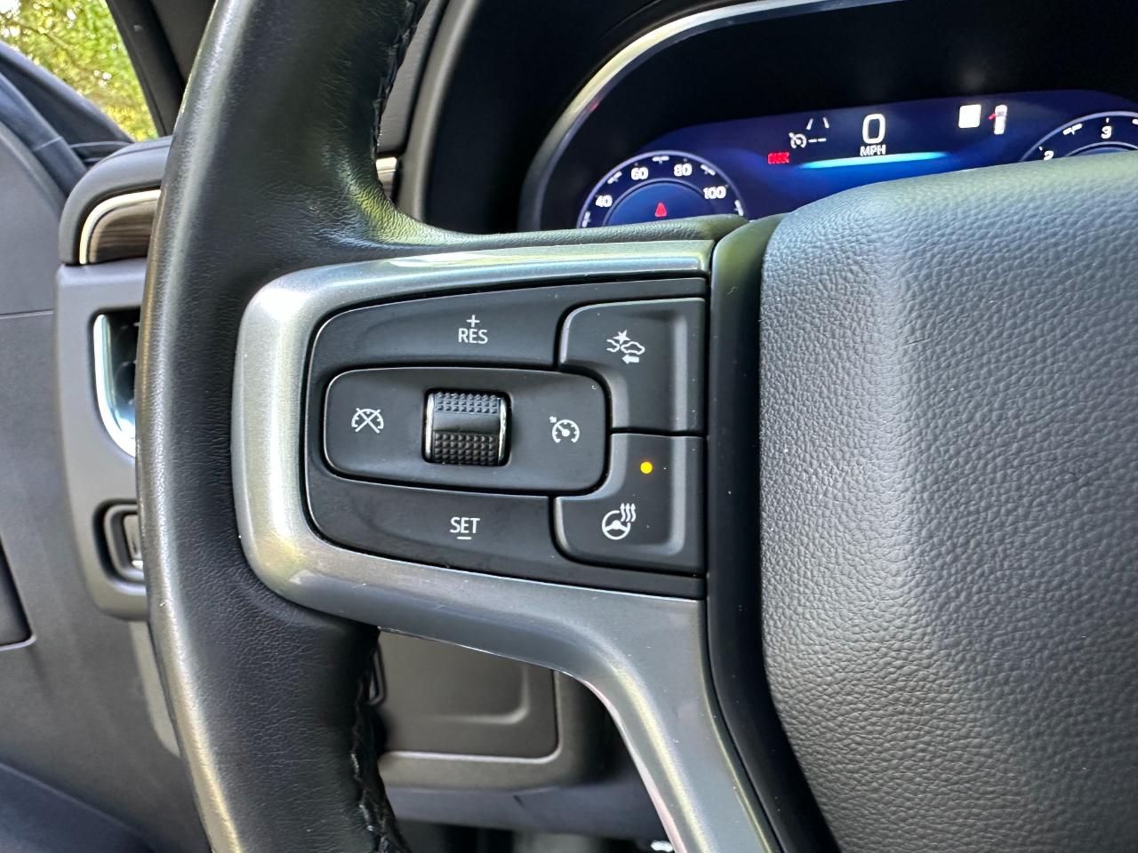 Chevrolet Suburban 4WD 4dr Z71 2022