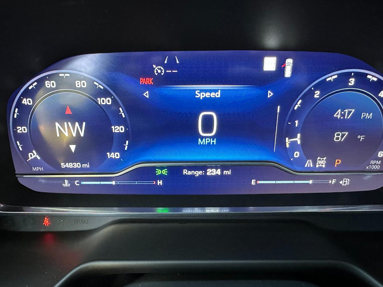 Chevrolet Suburban 4WD 4dr Z71 2022