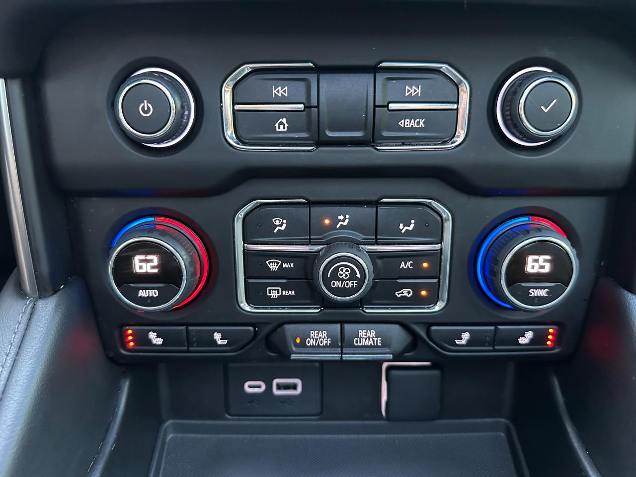 Chevrolet Suburban 4WD 4dr Z71 2022