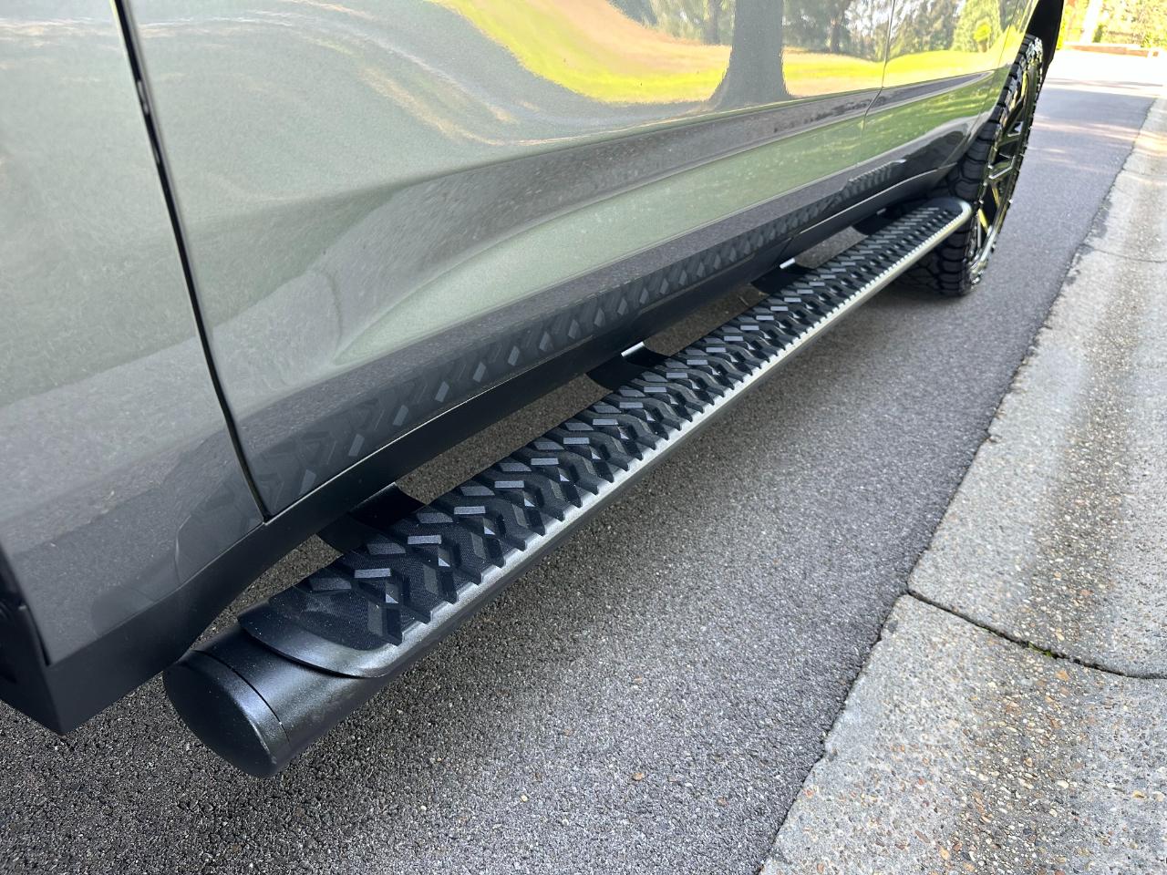 Chevrolet Suburban 4WD 4dr Z71 2022