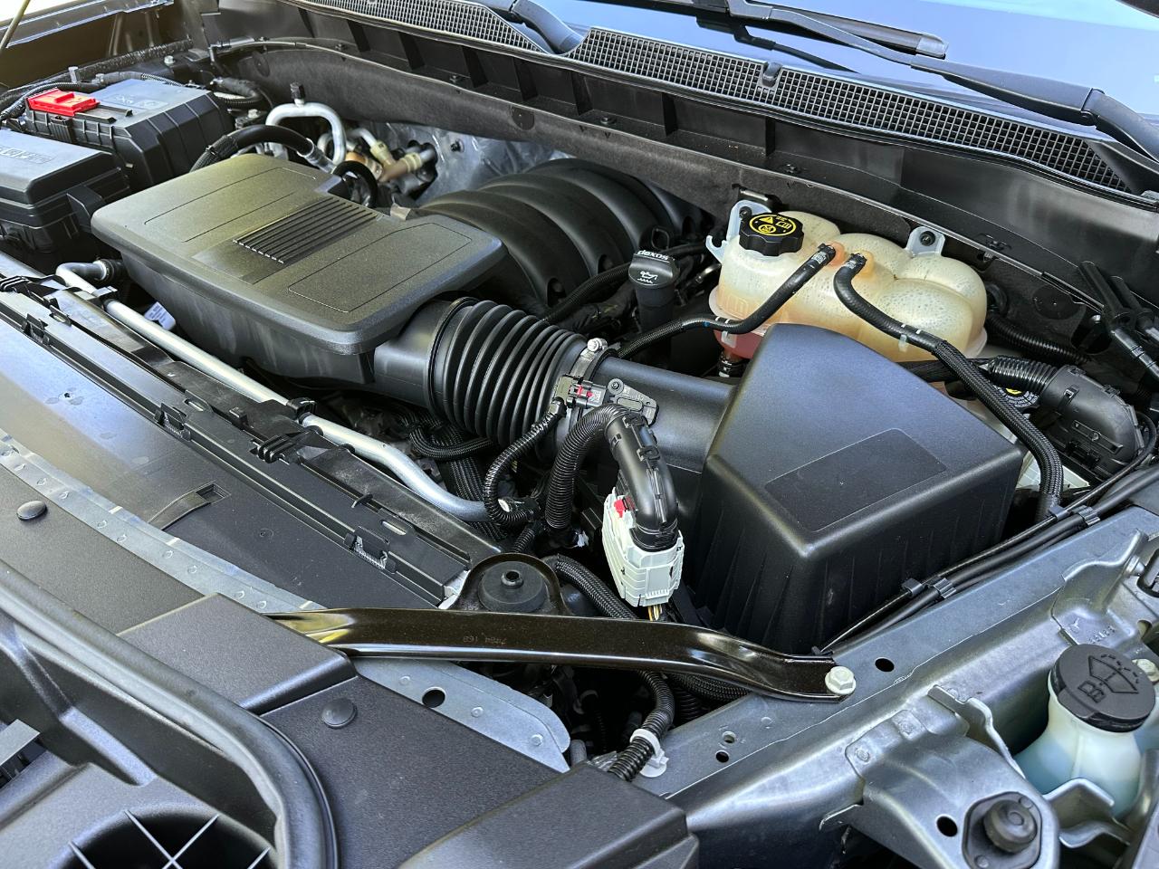 Chevrolet Suburban 4WD 4dr Z71 2022