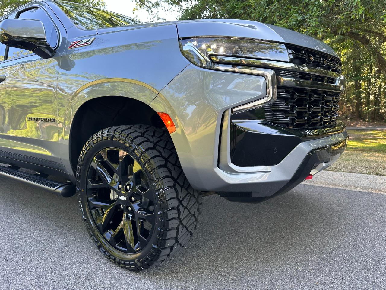 Chevrolet Suburban 4WD 4dr Z71 2022