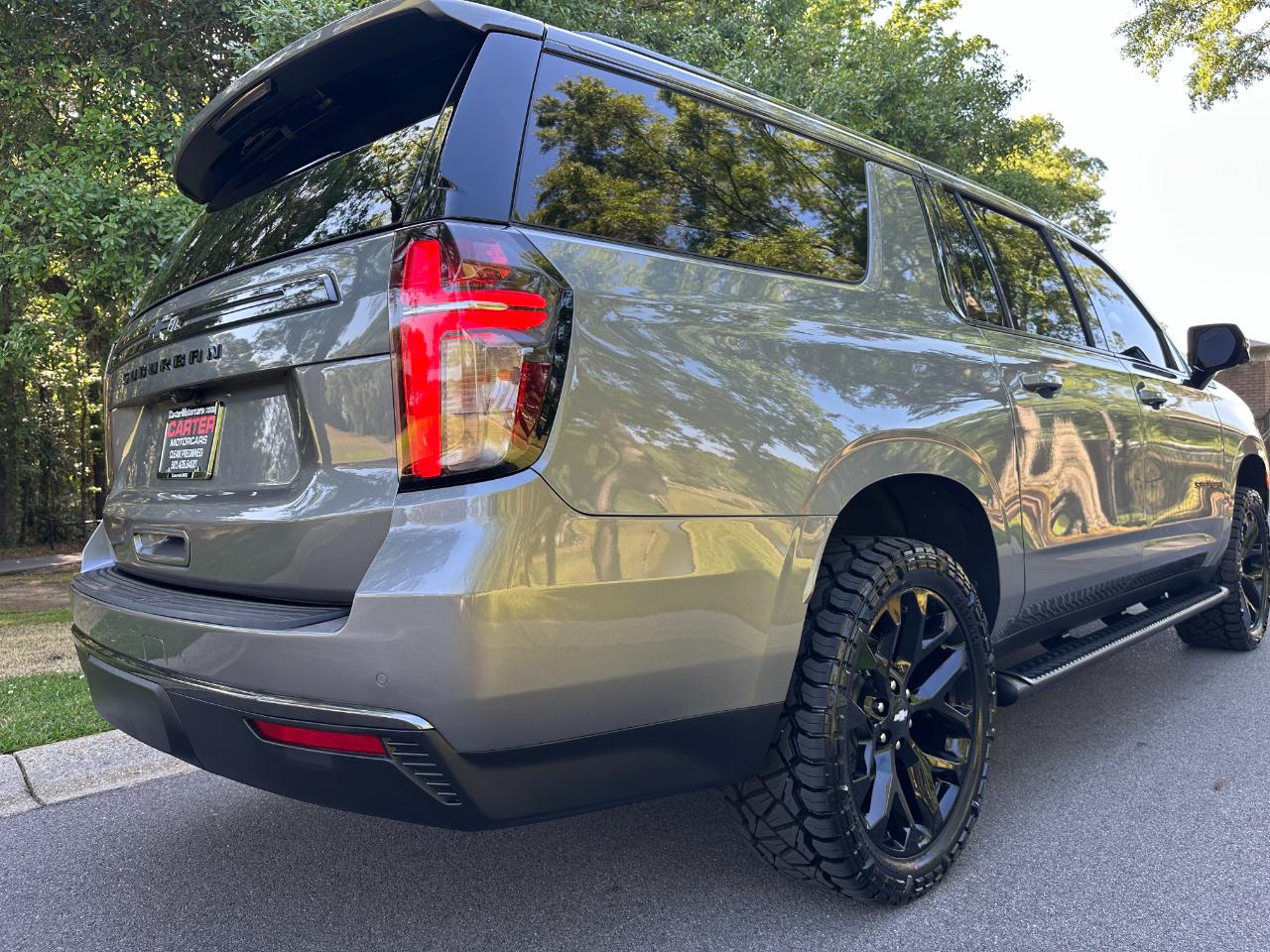 Chevrolet Suburban 4WD 4dr Z71 2022