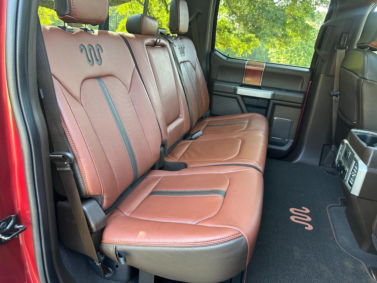 Ford Super Duty F-350 DRW King Ranch 4WD Crew Cab 8' Box 2019