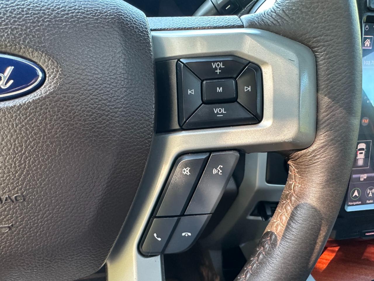 Ford Super Duty F-350 DRW King Ranch 4WD Crew Cab 8' Box 2019