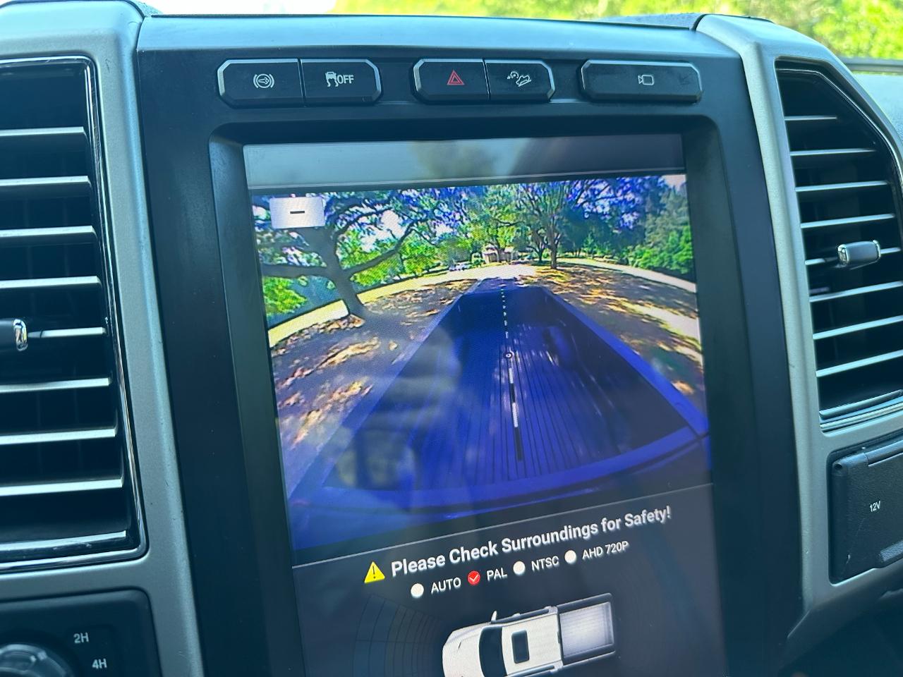 Ford Super Duty F-350 DRW King Ranch 4WD Crew Cab 8' Box 2019