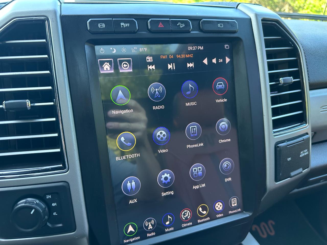 Ford Super Duty F-350 DRW King Ranch 4WD Crew Cab 8' Box 2019