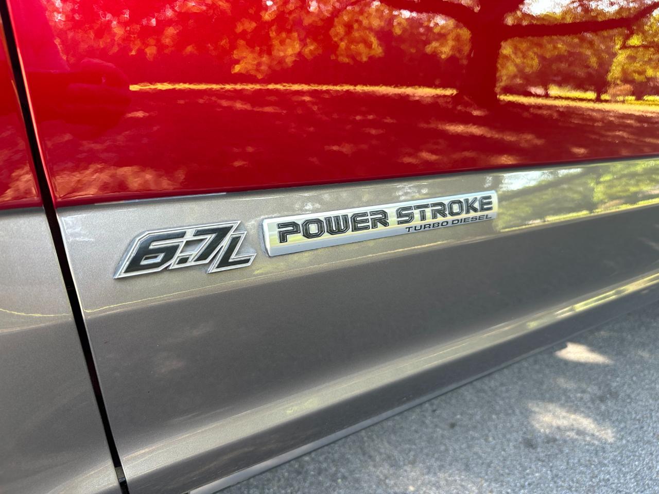 Ford Super Duty F-350 DRW King Ranch 4WD Crew Cab 8' Box 2019