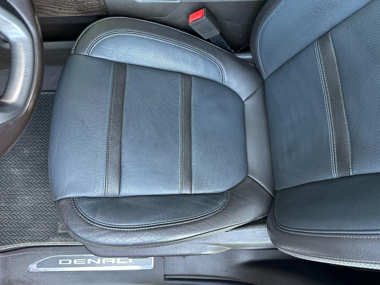 GMC Sierra 3500HD 4WD Crew Cab 172" Denali 2022