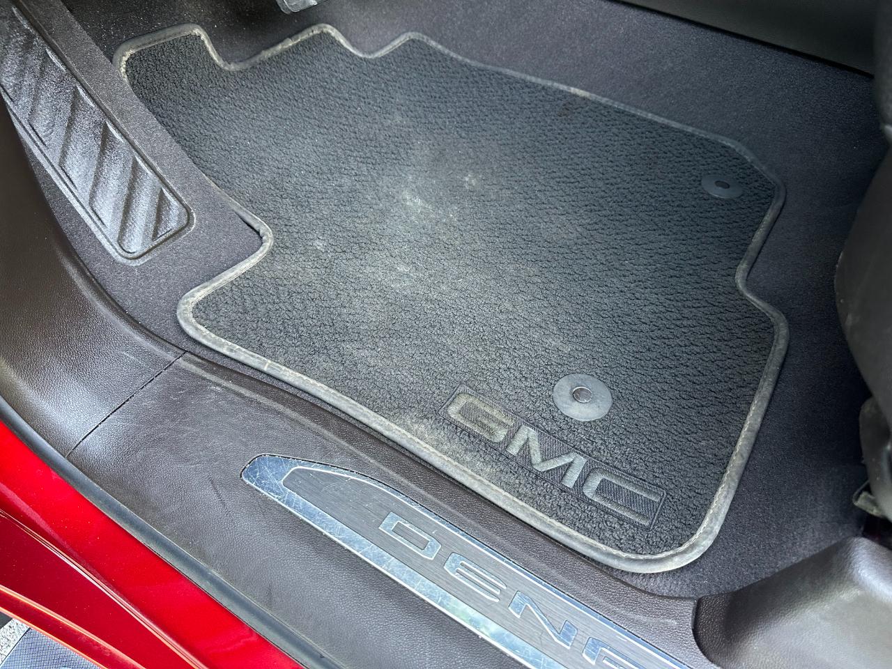 GMC Sierra 3500HD 4WD Crew Cab 172" Denali 2022