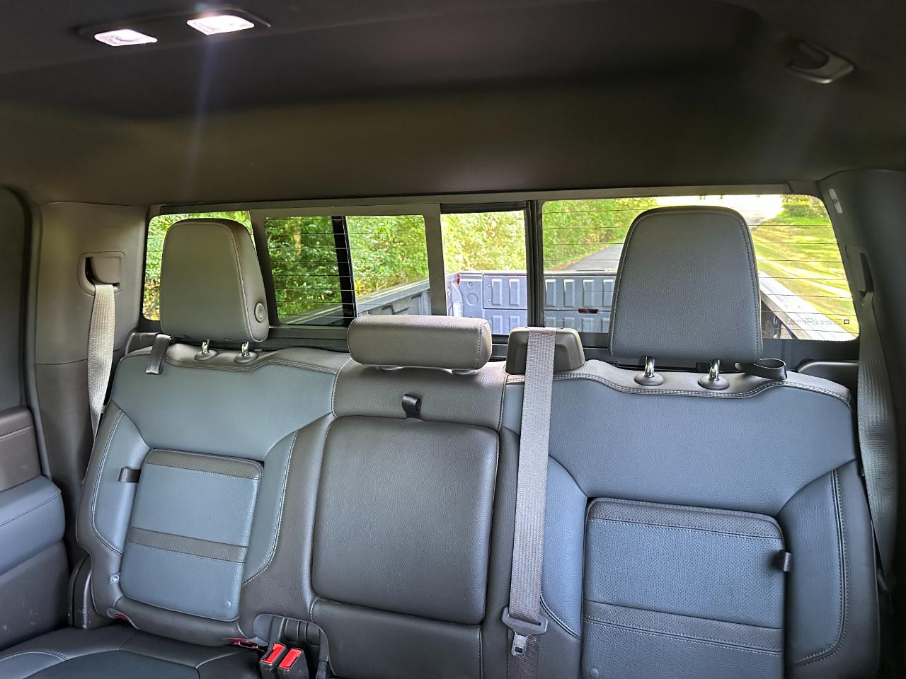 GMC Sierra 3500HD 4WD Crew Cab 172" Denali 2022