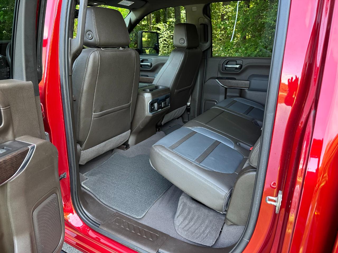 GMC Sierra 3500HD 4WD Crew Cab 172" Denali 2022