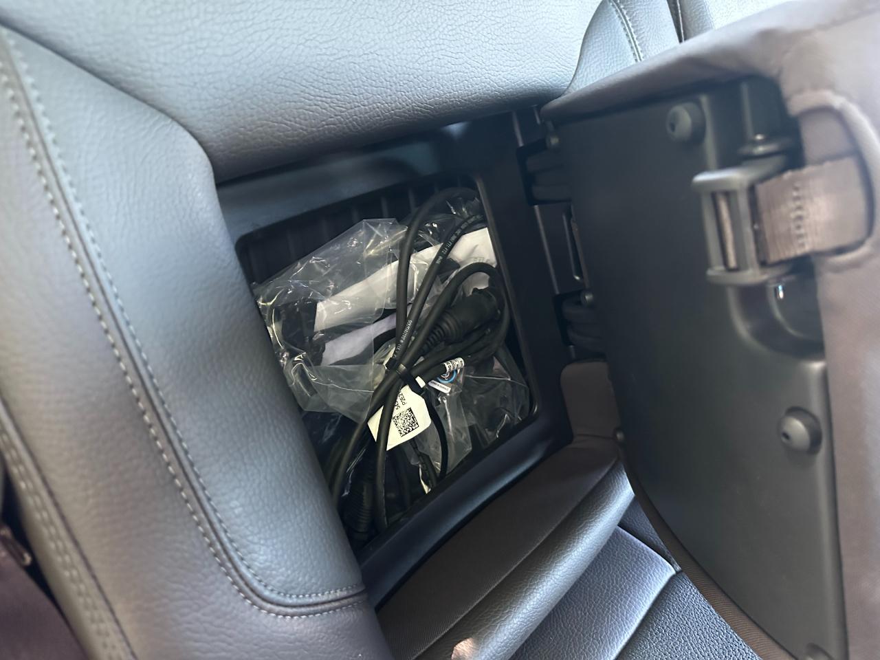 GMC Sierra 3500HD 4WD Crew Cab 172" Denali 2022