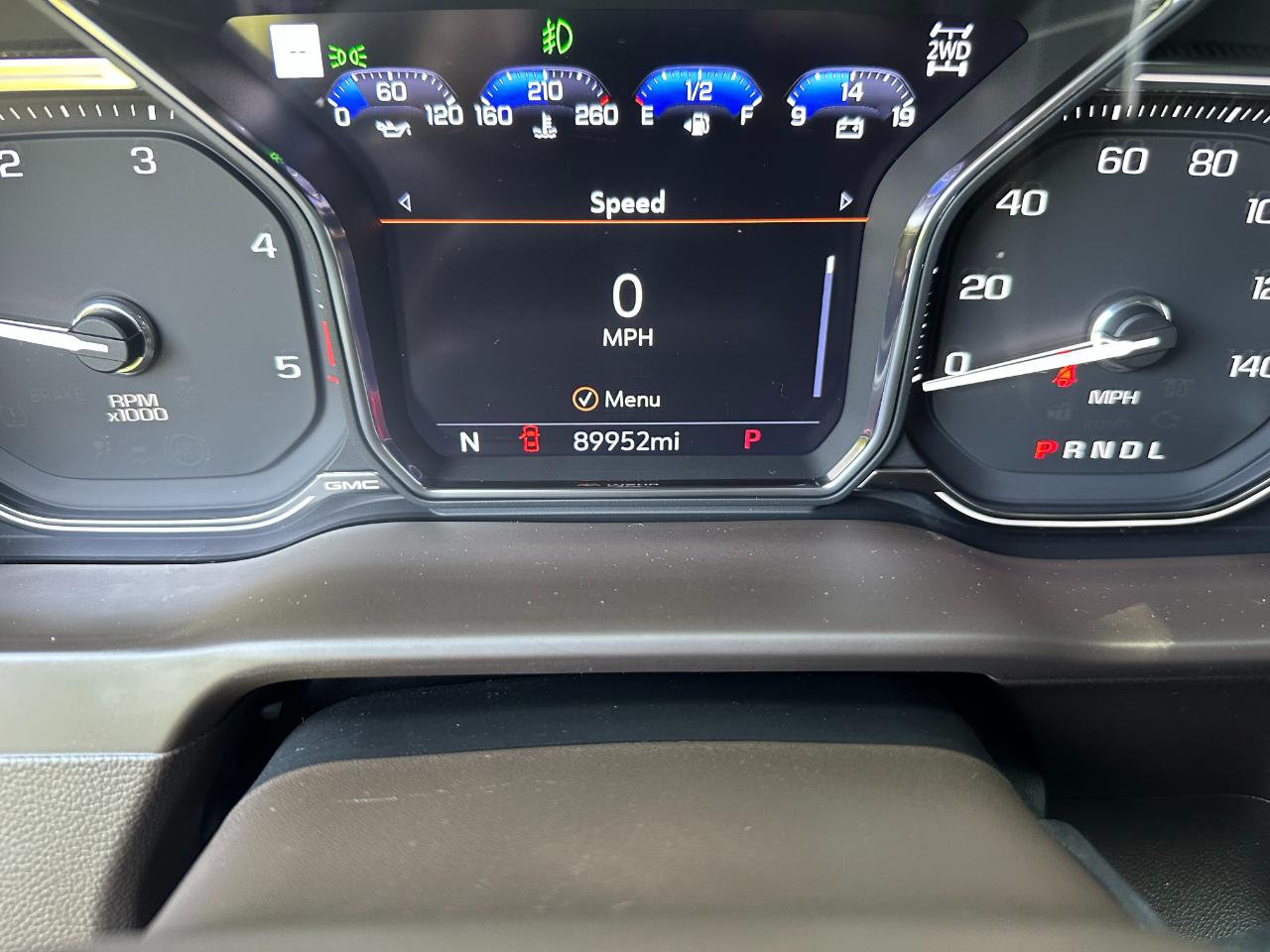 GMC Sierra 3500HD 4WD Crew Cab 172" Denali 2022