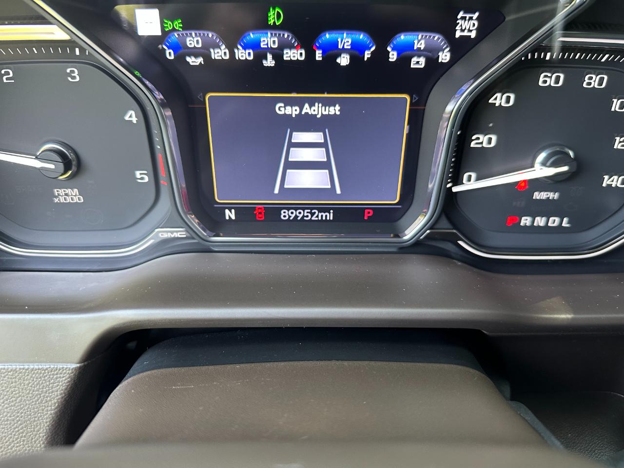 GMC Sierra 3500HD 4WD Crew Cab 172" Denali 2022