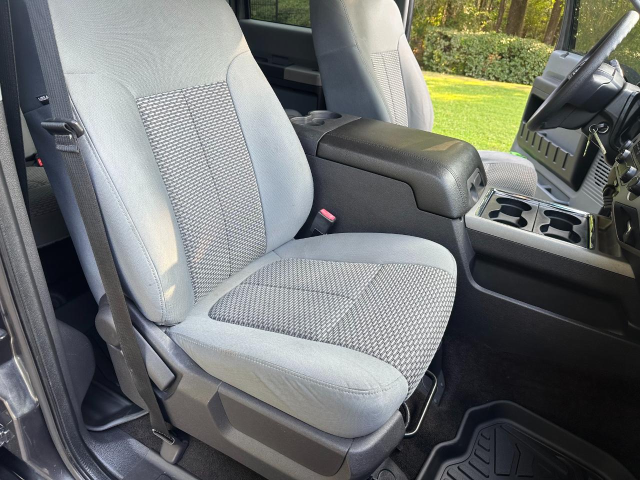 Ford Super Duty F-250 SRW 4WD Crew Cab 156" XLT 2016