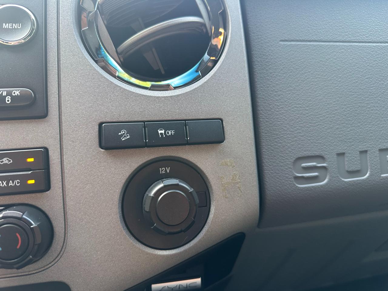 Ford Super Duty F-250 SRW 4WD Crew Cab 156" XLT 2016