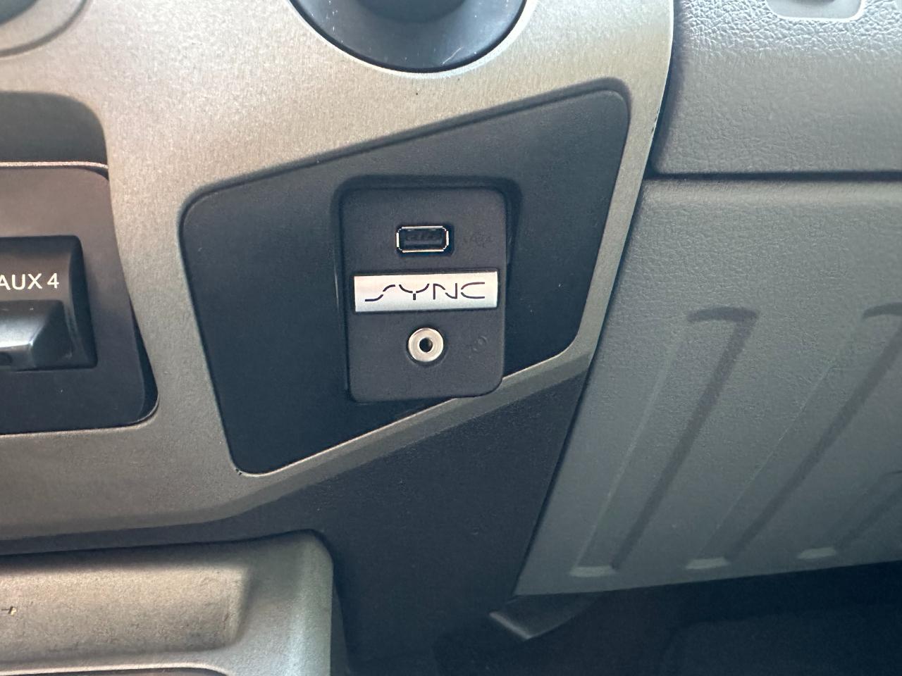 Ford Super Duty F-250 SRW 4WD Crew Cab 156" XLT 2016