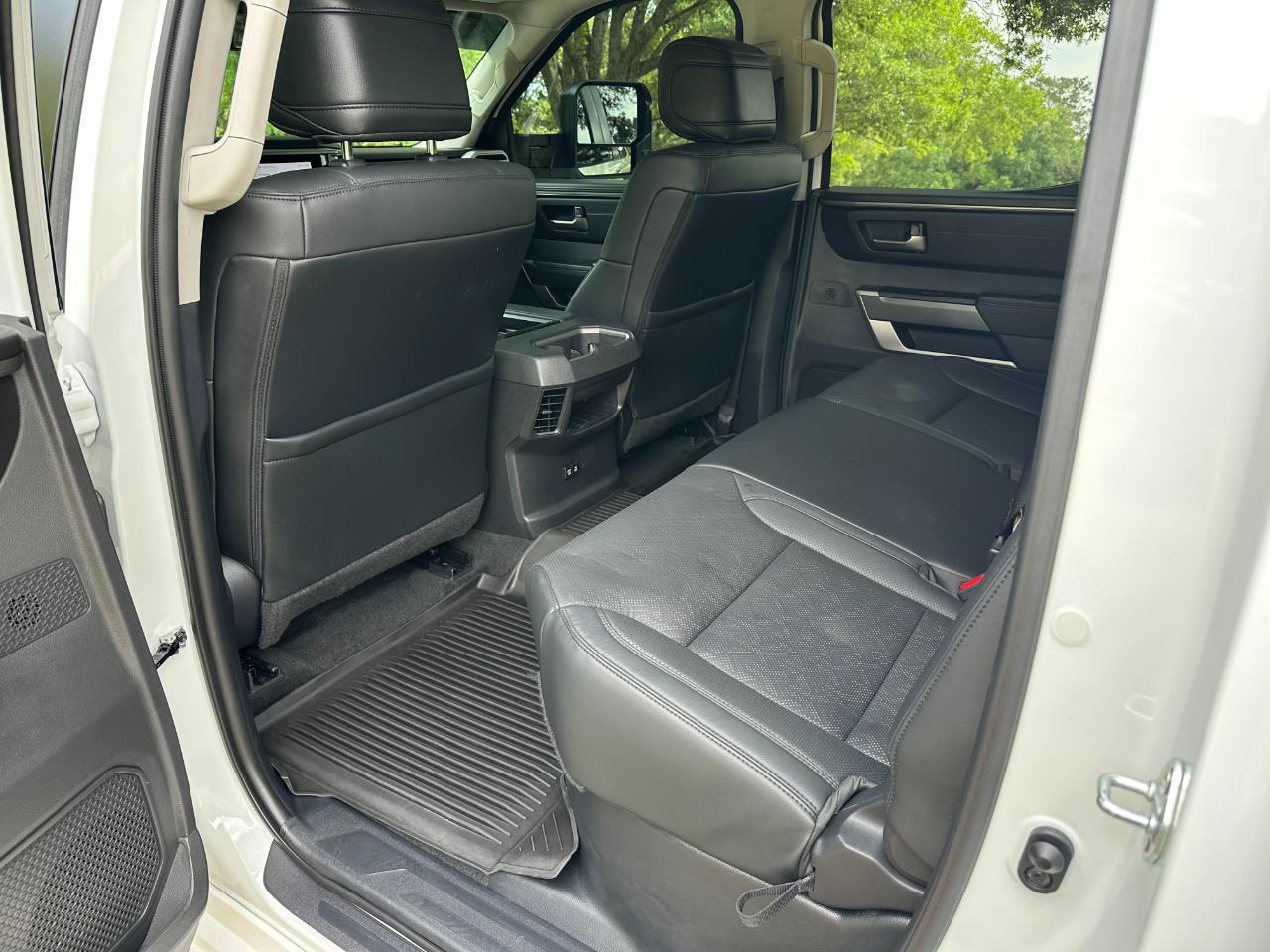 Toyota Tundra 4WD SR5 CrewMax 5.5' Bed (Natl) 2024