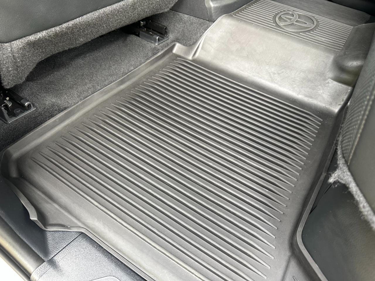 Toyota Tundra 4WD SR5 CrewMax 5.5' Bed (Natl) 2024