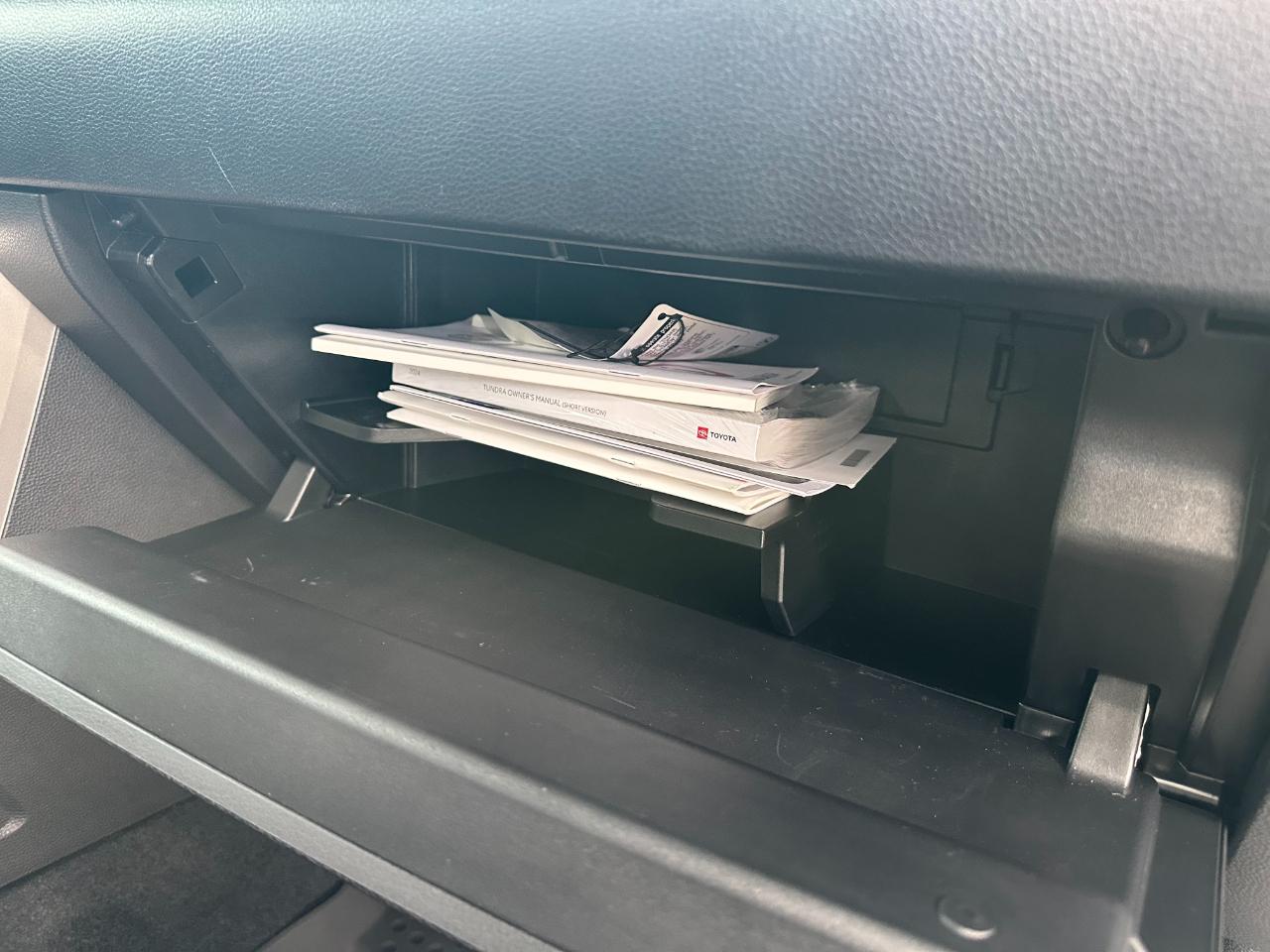 Toyota Tundra 4WD SR5 CrewMax 5.5' Bed (Natl) 2024