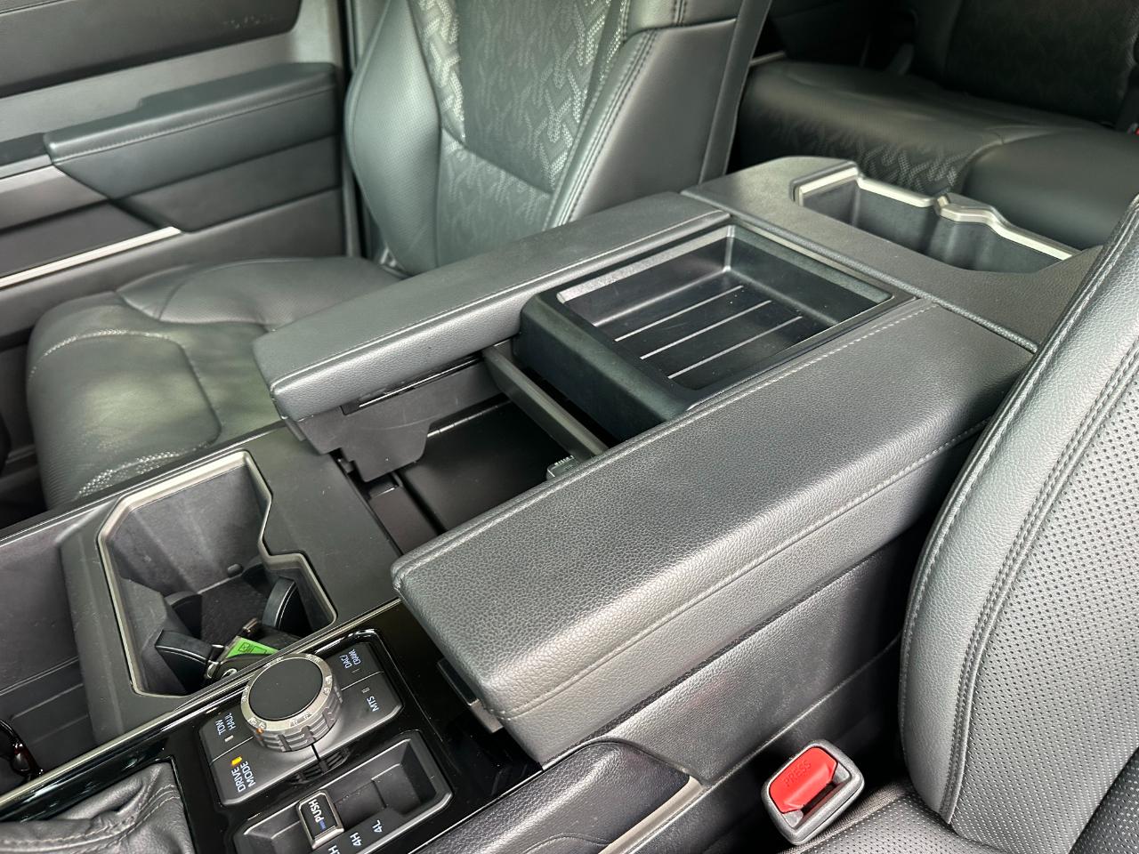 Toyota Tundra 4WD SR5 CrewMax 5.5' Bed (Natl) 2024