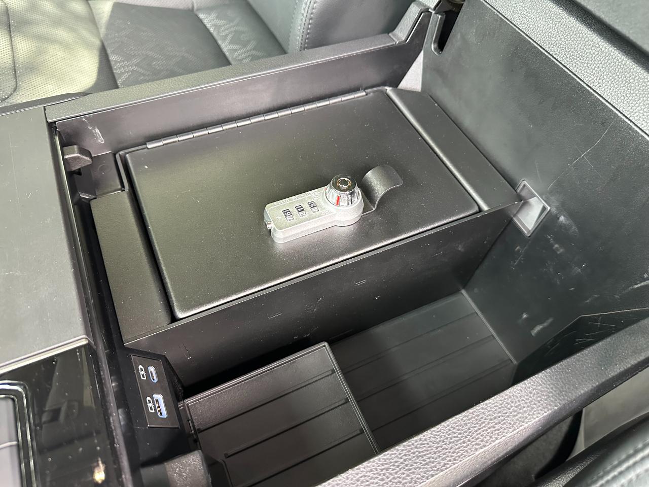 Toyota Tundra 4WD SR5 CrewMax 5.5' Bed (Natl) 2024