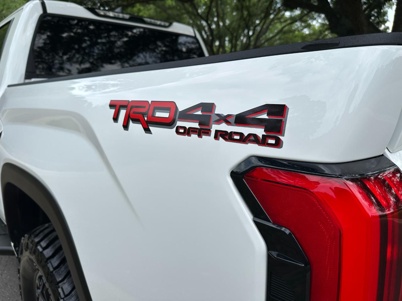 Toyota Tundra 4WD SR5 CrewMax 5.5' Bed (Natl) 2024