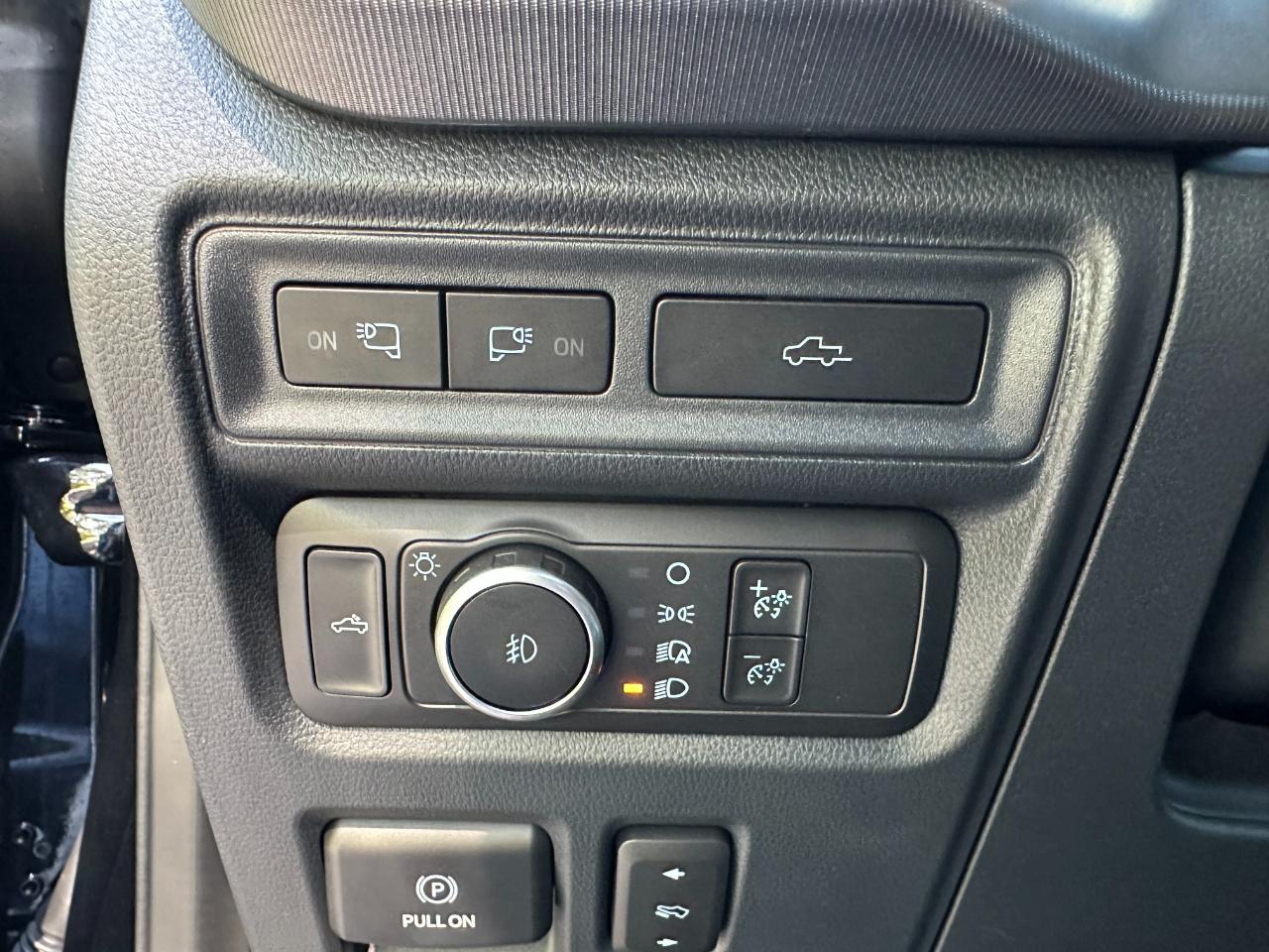 Ford F-150 Platinum 4WD SuperCrew 5.5' Box 2022