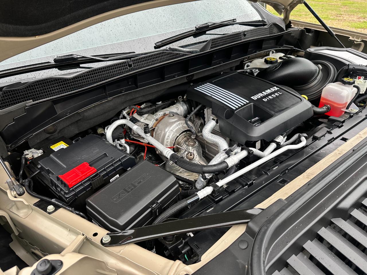 GMC Sierra 1500 4WD Crew Cab 147" AT4 2023