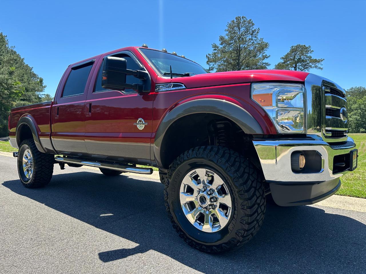 Ford Super Duty F-250 SRW 4WD Crew Cab 156" Lariat 2015