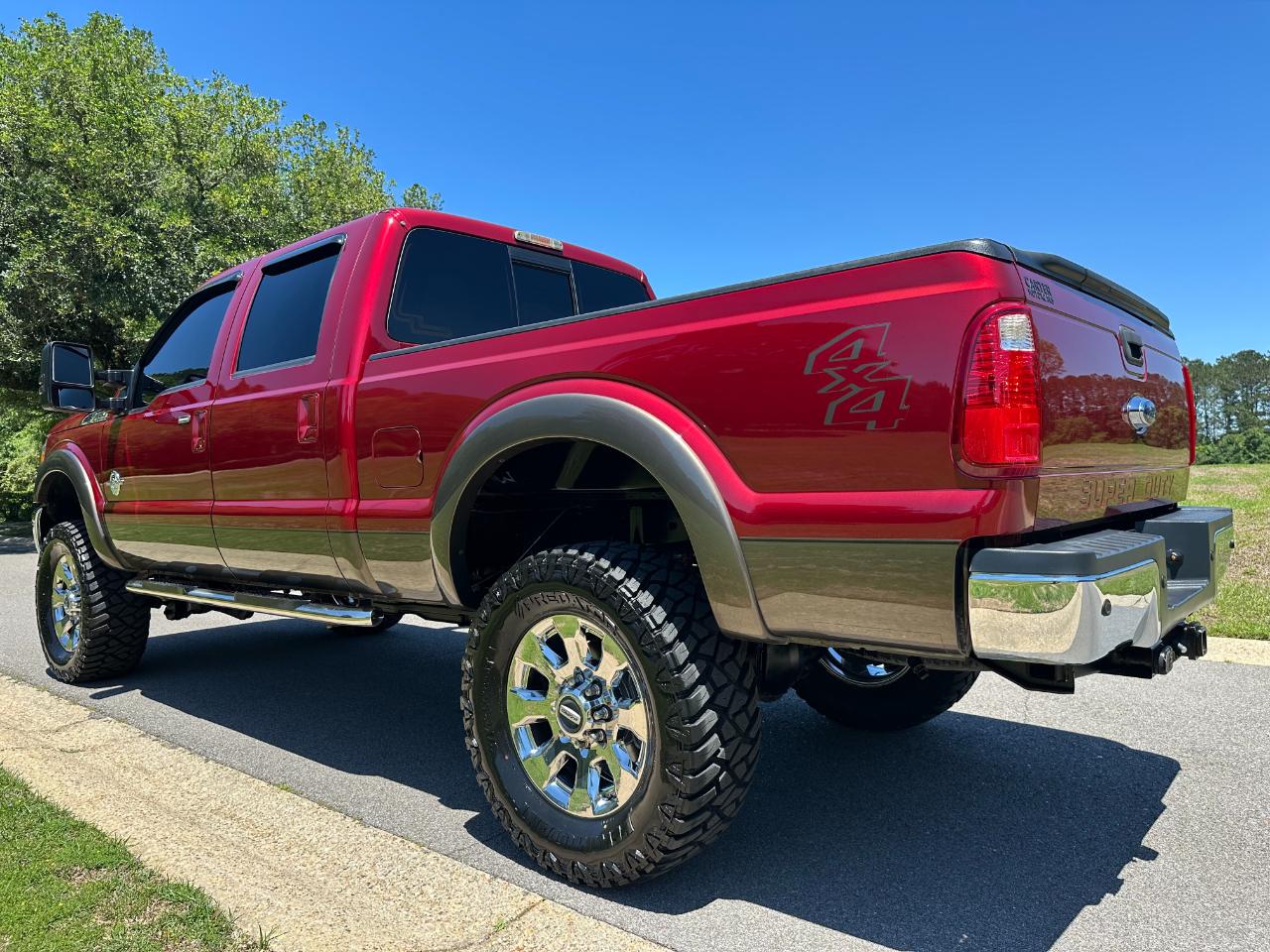 Ford Super Duty F-250 SRW 4WD Crew Cab 156" Lariat 2015
