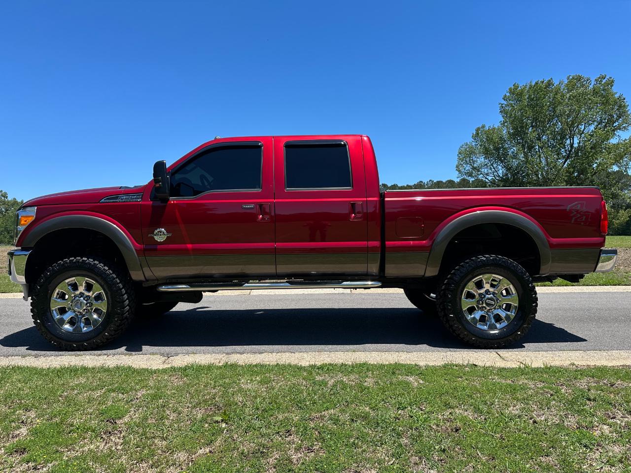 Ford Super Duty F-250 SRW 4WD Crew Cab 156" Lariat 2015