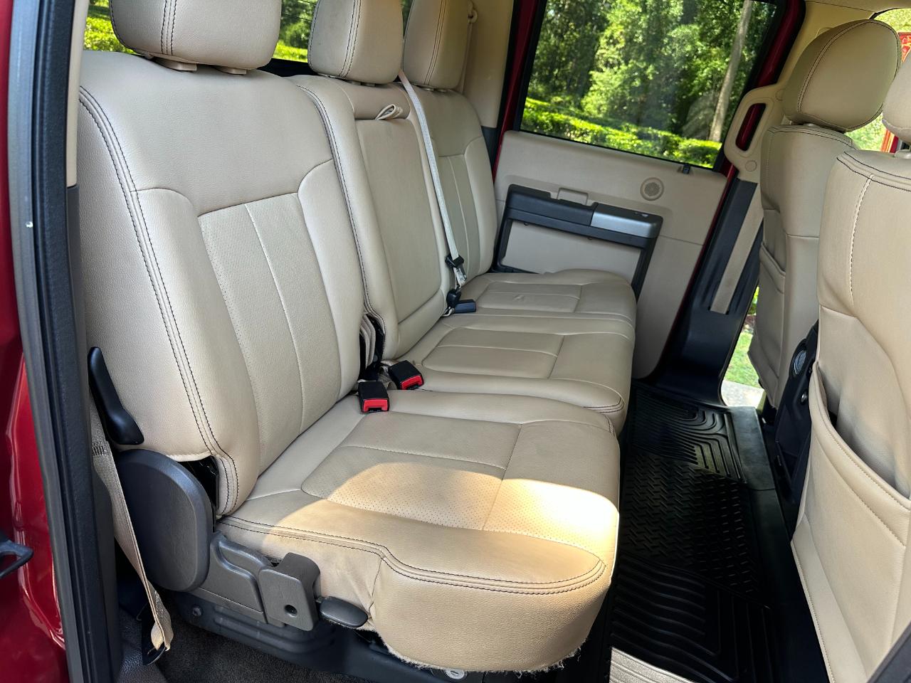 Ford Super Duty F-250 SRW 4WD Crew Cab 156" Lariat 2015