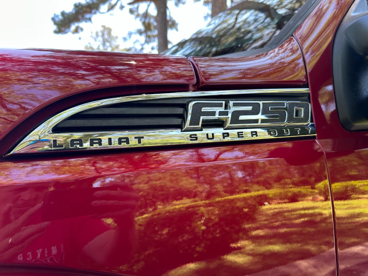 Ford Super Duty F-250 SRW 4WD Crew Cab 156" Lariat 2015