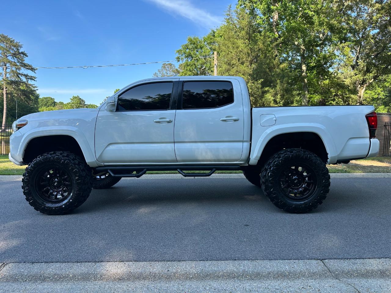 Toyota Tacoma 4WD SR5 Double Cab 5' Bed V6 AT (Natl) 2021
