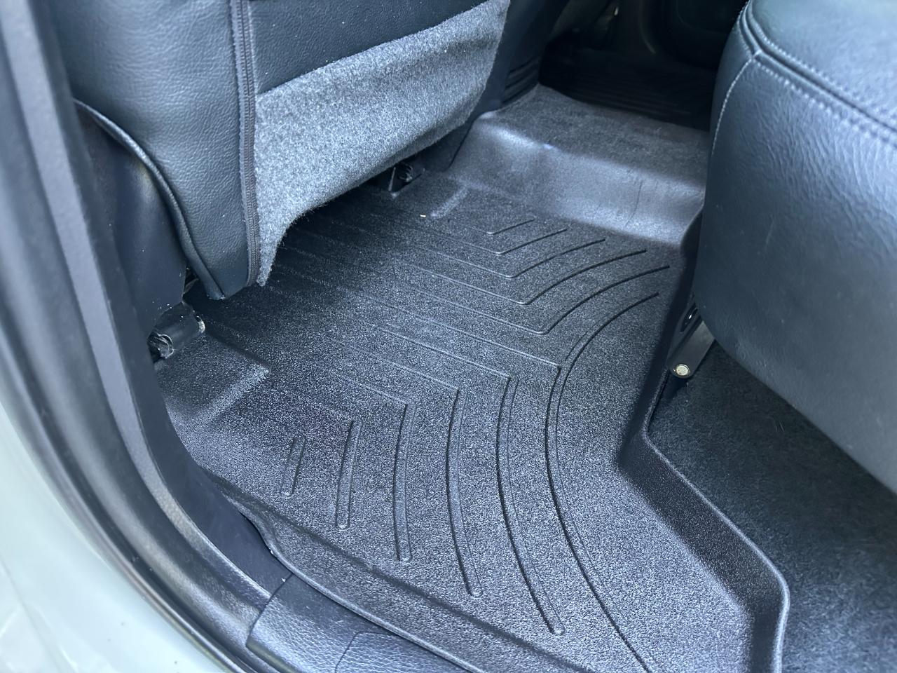 Toyota Tacoma 4WD SR5 Double Cab 5' Bed V6 AT (Natl) 2021