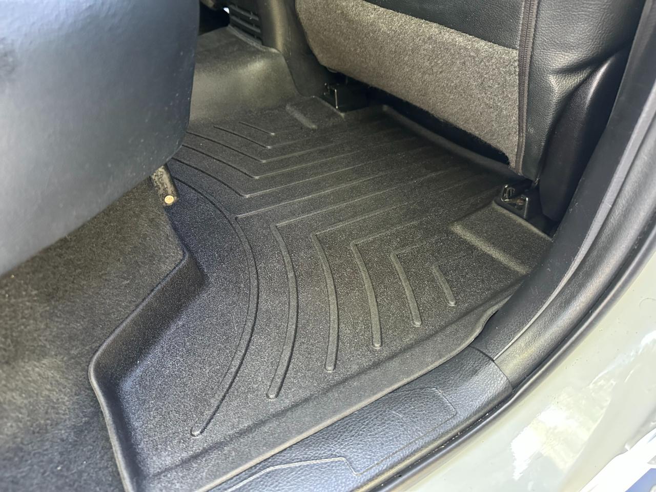Toyota Tacoma 4WD SR5 Double Cab 5' Bed V6 AT (Natl) 2021