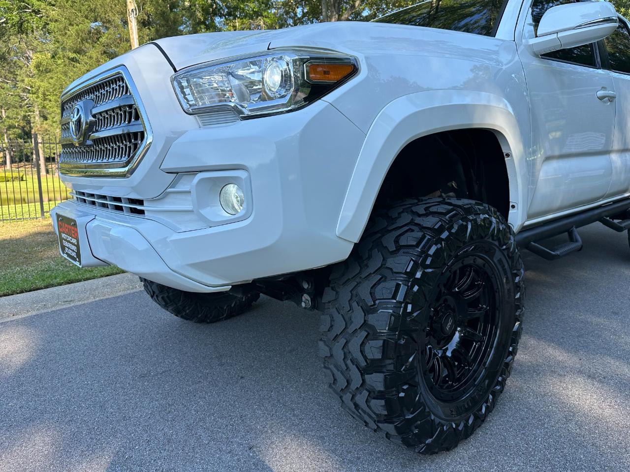 Toyota Tacoma 4WD SR5 Double Cab 5' Bed V6 AT (Natl) 2021